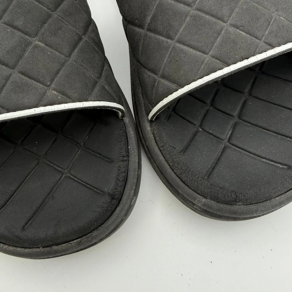 Men's Adidas Black Metallic Silver Zeitfrei Slide UF (UltraFoam+) Slip-On Size 9